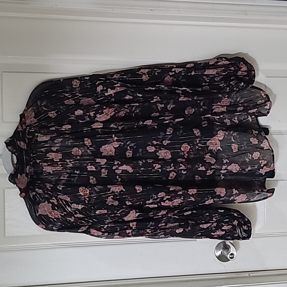 ZARA - Premium Collection - Picture 2 of 5